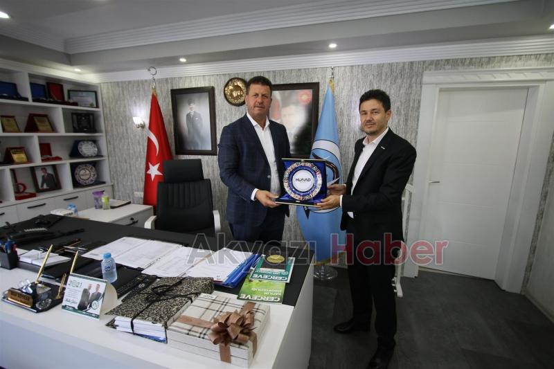 MÜSİAD SAKARYA ŞUBE BAŞKANINDAN BELEDİYE BAŞKANINA ZİYARET