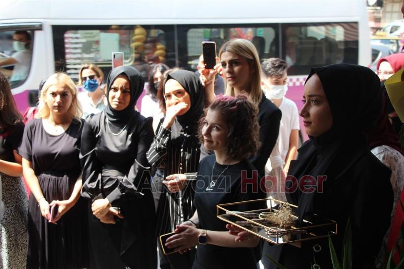 Sevda kuaför yeni yerinde yenilenen yüzüyle hizmetinizde