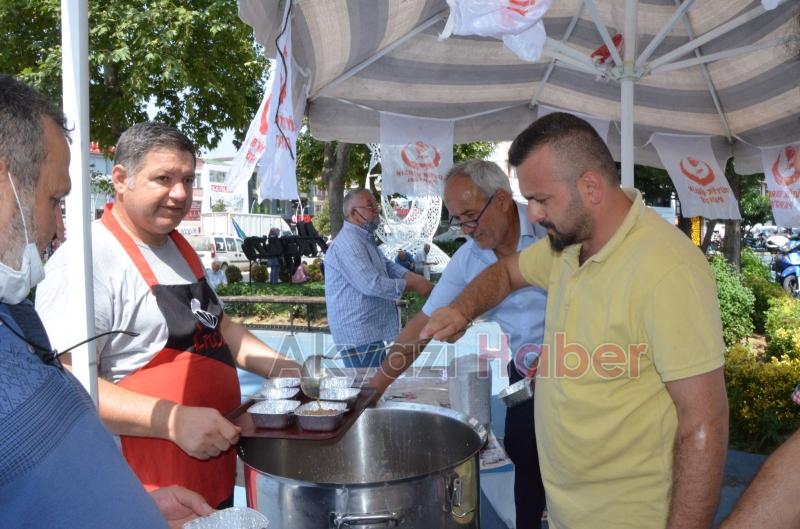 BBP Akyazı'dan aşure etkinliği