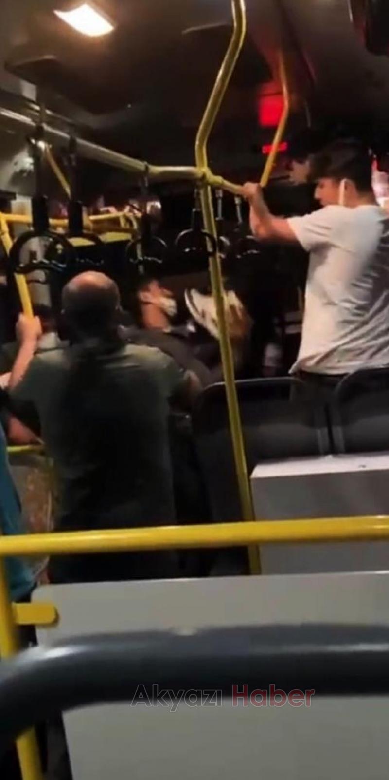 Otobüste tekme ve yumruklar havada uçuştu