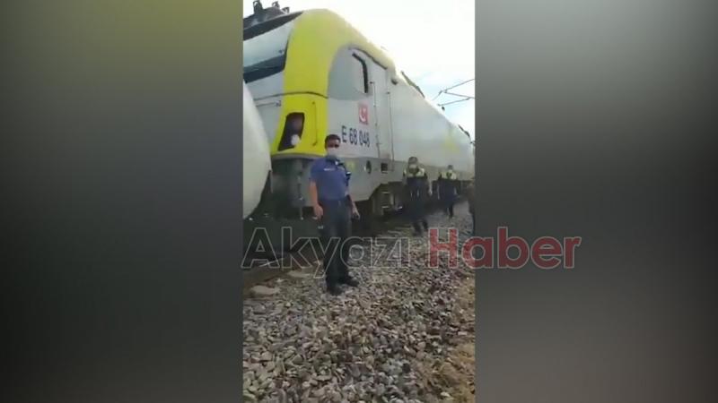 Ada treni hızlı tren ile kafa kafaya çarpıştı