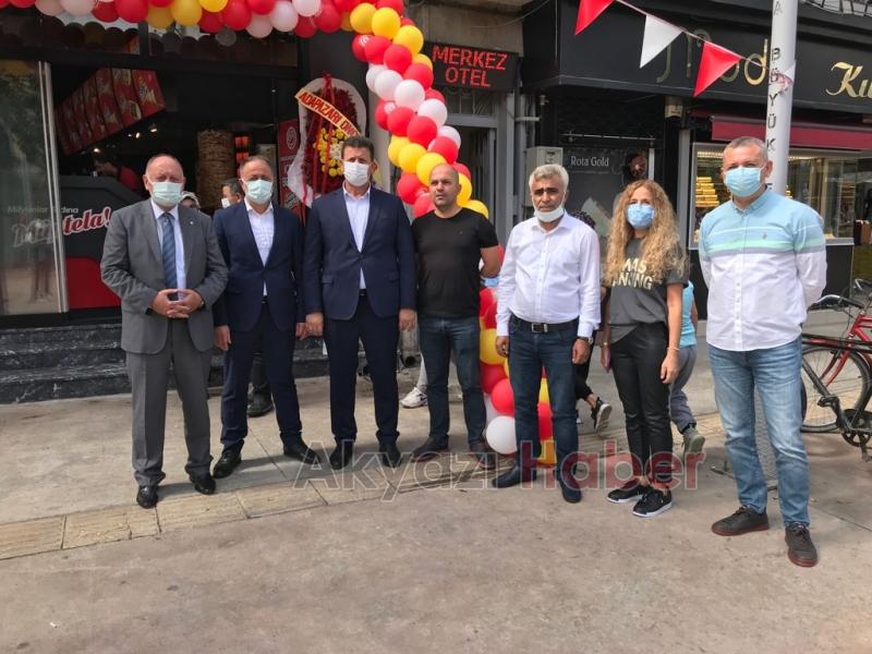 Öncü Döner'in 93. Şubesi Akyazı'da açıldı