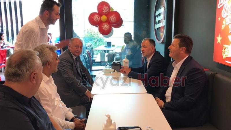 Öncü Döner'in 93. Şubesi Akyazı'da açıldı