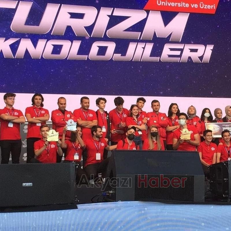 Sakarya'nın mucitleri TEKNOFEST'te birinci oldu