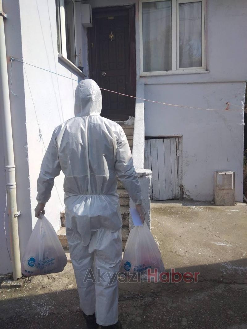 Karantinadakilere gıda ihtiyaçlarını büyükşehir ulaştırıyor