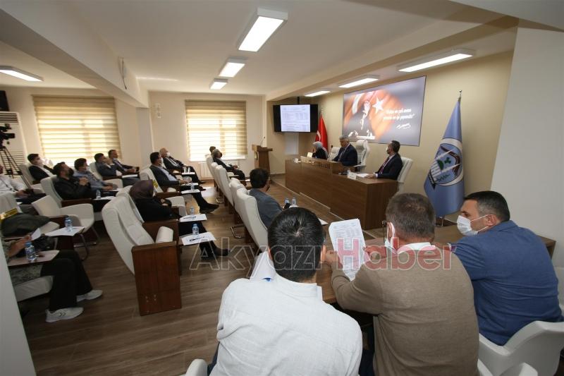 Akyazı Belediyesi'nin 2022 bütçesi 112 milyon lira