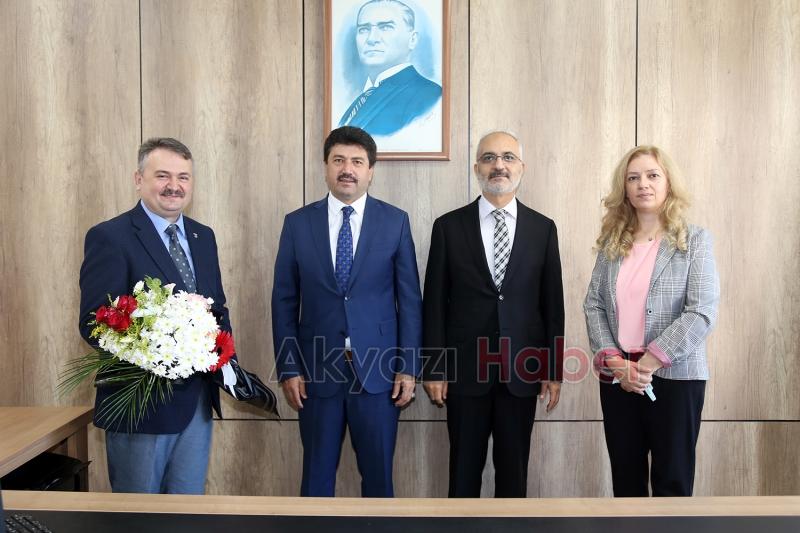 Akyazı Sağlık Bilimleri MYO'da bayrak değişimi