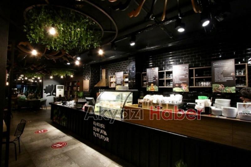 Yemen Kahvesinde sıcak bir kahveye ne dersiniz