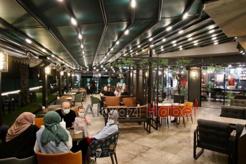 Yemen Kahvesinde sıcak bir kahveye ne dersiniz