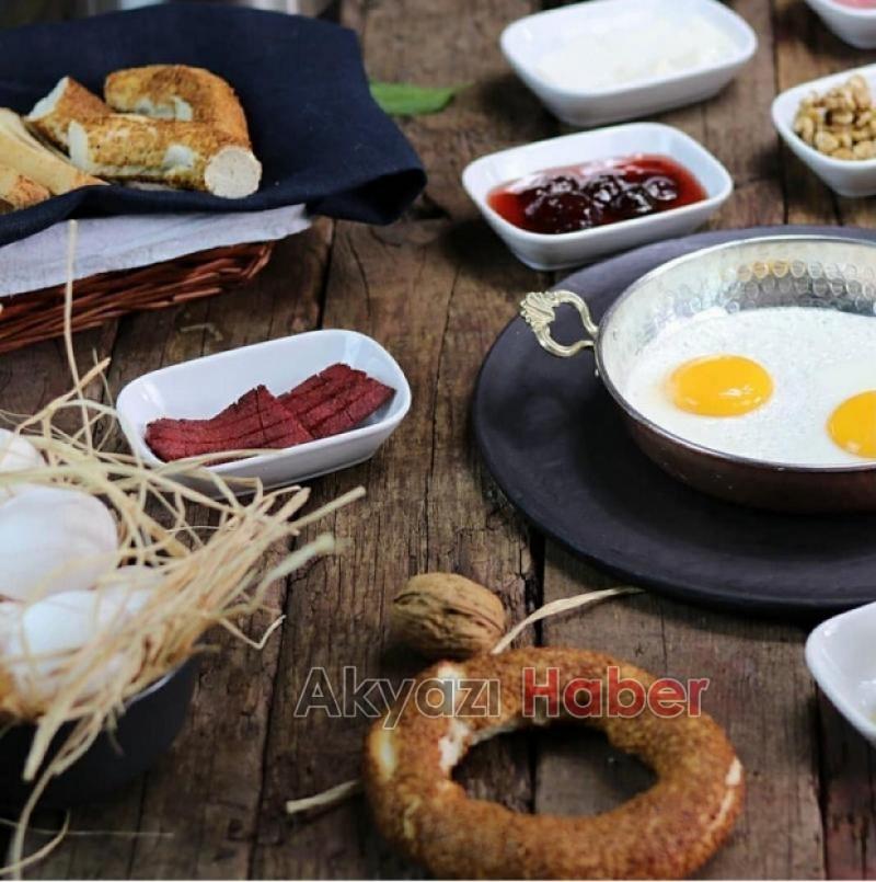 Yemen Kahvesinde sıcak bir kahveye ne dersiniz