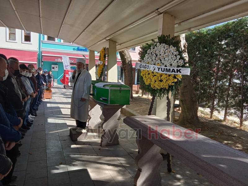 Burhan Uğur defnedildi