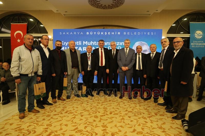 Başkan Ekrem Yüce, muhtarlarla bir araya geldi