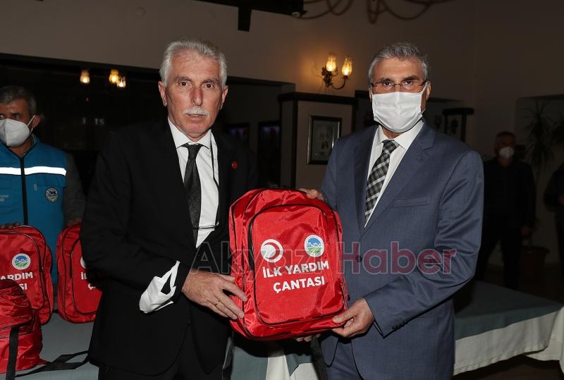 Başkan Ekrem Yüce, muhtarlarla bir araya geldi