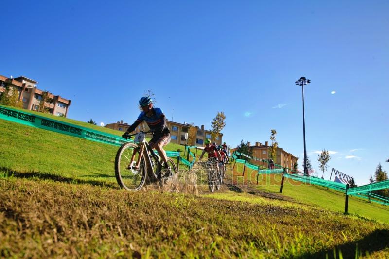 Vadide ilk yarış tamamlandı