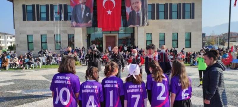 Akyazı'da 29 Ekim Cumhuriyet Bayramı coşkuyla kutlandı
