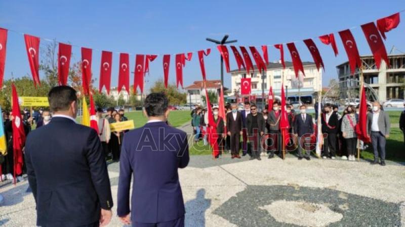 Akyazı'da 29 Ekim Cumhuriyet Bayramı coşkuyla kutlandı