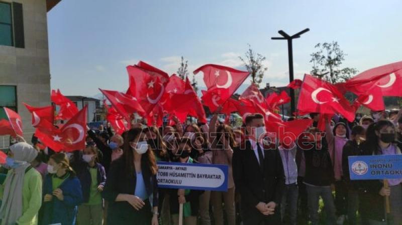 Akyazı'da 29 Ekim Cumhuriyet Bayramı coşkuyla kutlandı