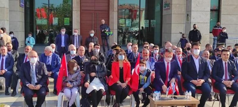 Akyazı'da 29 Ekim Cumhuriyet Bayramı coşkuyla kutlandı
