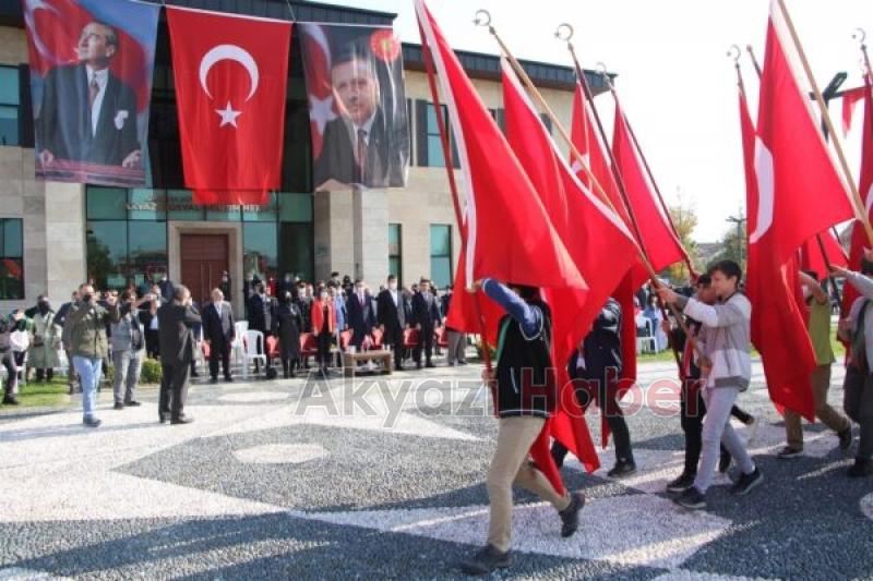 Akyazı'da 29 Ekim Cumhuriyet Bayramı coşkuyla kutlandı