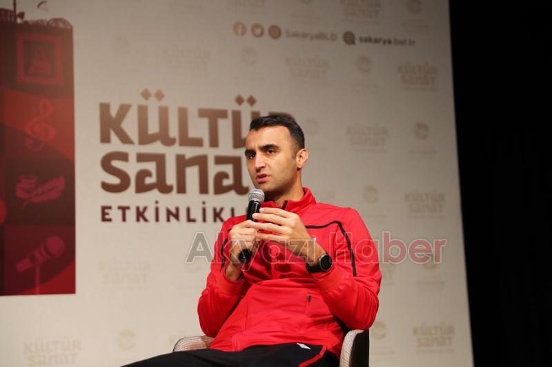 Atilla Karaoğlan, AKM’de futbolu anlattı