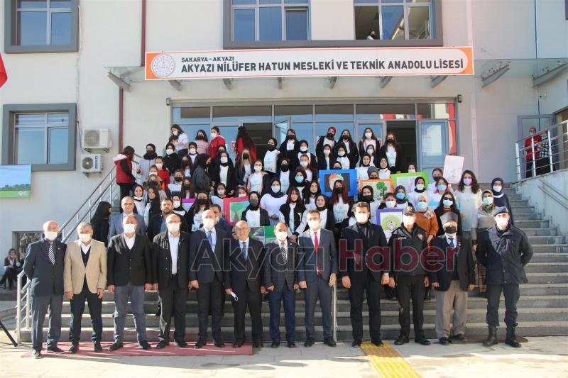 Akyazı'da geleceğe nefes olacak yeni fidanlar toprakla buluştu