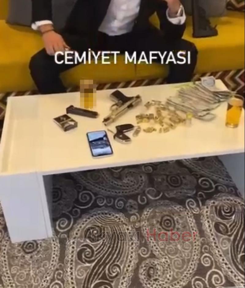 Kurtlar Vadisi müziği eşliğinde havaya ateş açtı