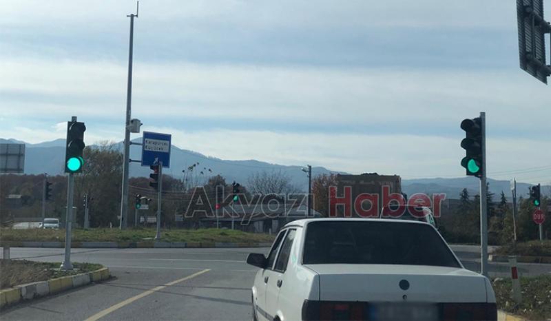 Ölüm kavşağında trafik ışıkları çalışmaya başladı