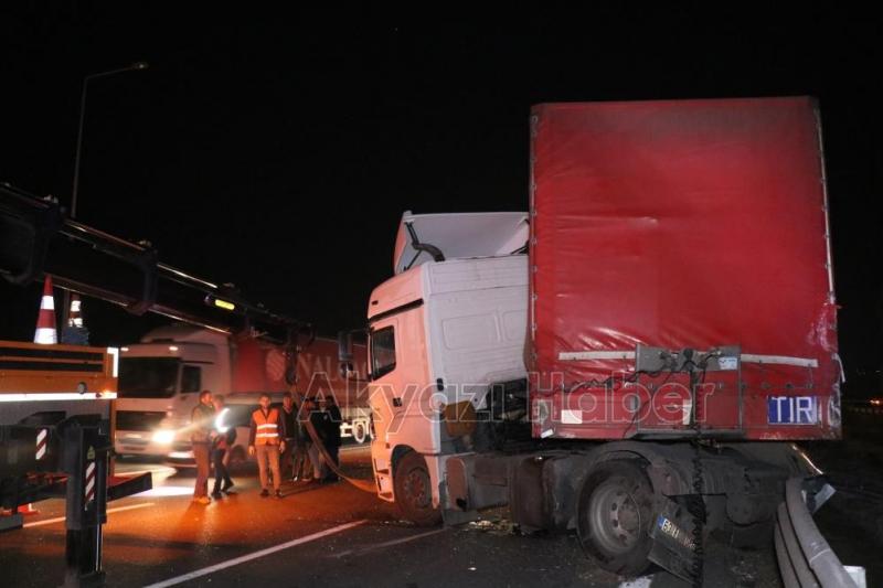 TEM'deki kazada 5 sporcu dehşeti yaşadı