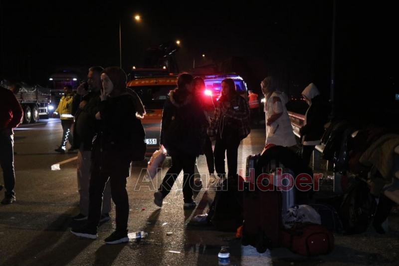 TEM'deki kazada 5 sporcu dehşeti yaşadı