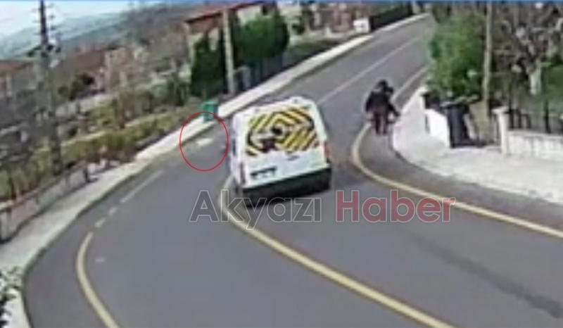 Okul servisi köpeği ezip böyle kaçtı