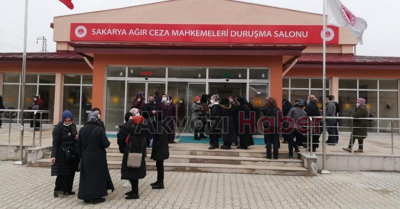 Ölen işçinin yakını fenalık geçirdi