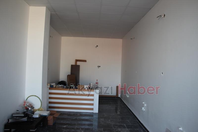 Uzpark'ta Kiralık Dükkan