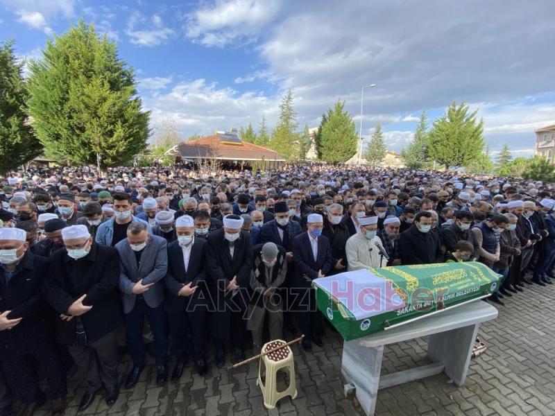 Ahmet Tomor hoca toprağa verildi