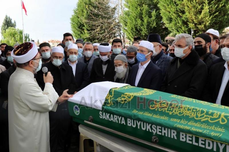 Ahmet Tomor hoca toprağa verildi