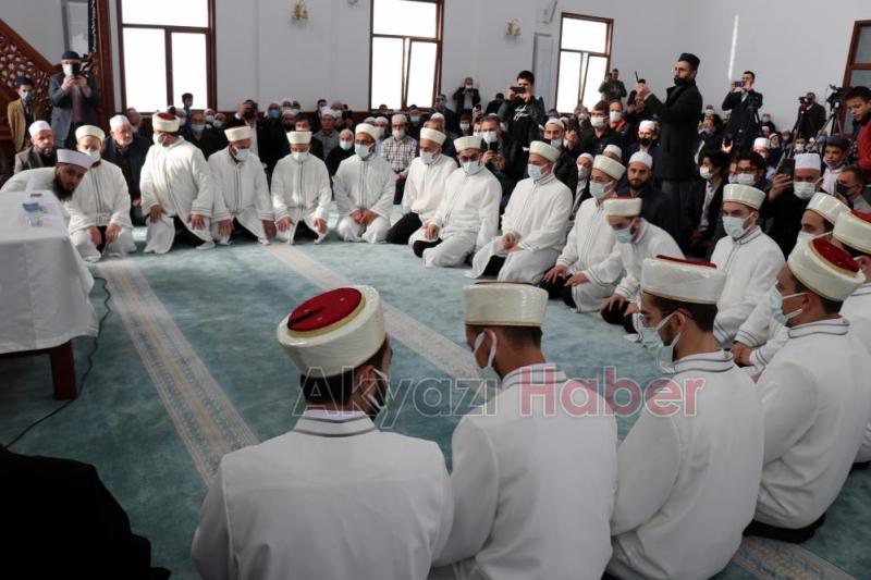 Akyazı'da 17 hafız için İcazet Programı düzenlendi