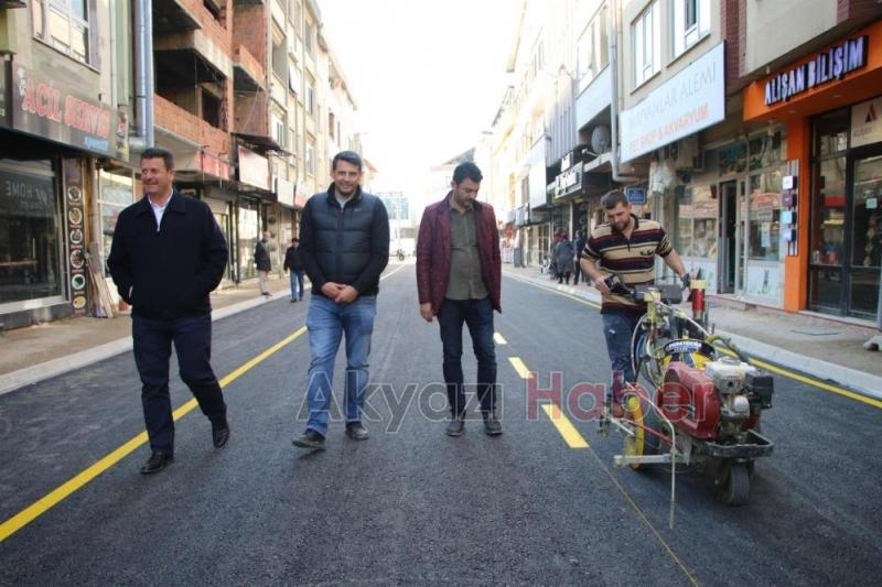 Akyazı tören alanı yenilendi