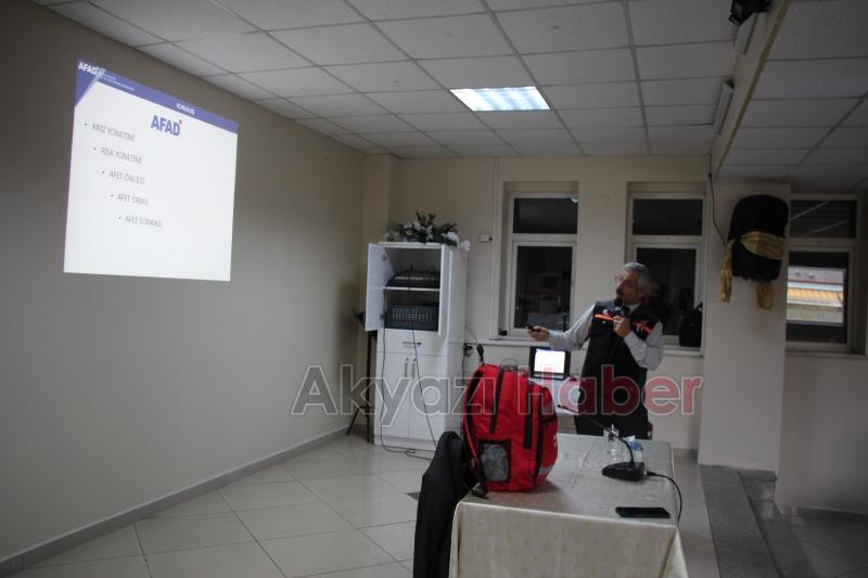 AFAD Akyazı'da afet farkındalık eğitimi verdi