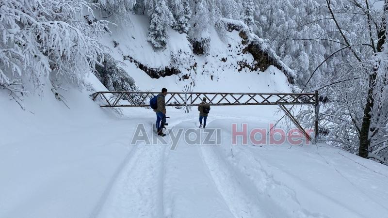 Kar Keremali yolunu kapadı