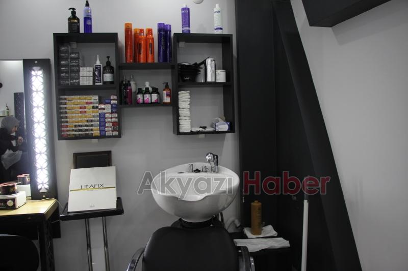 Kuaför Şengül Akyazı'da Hizmete Başladı