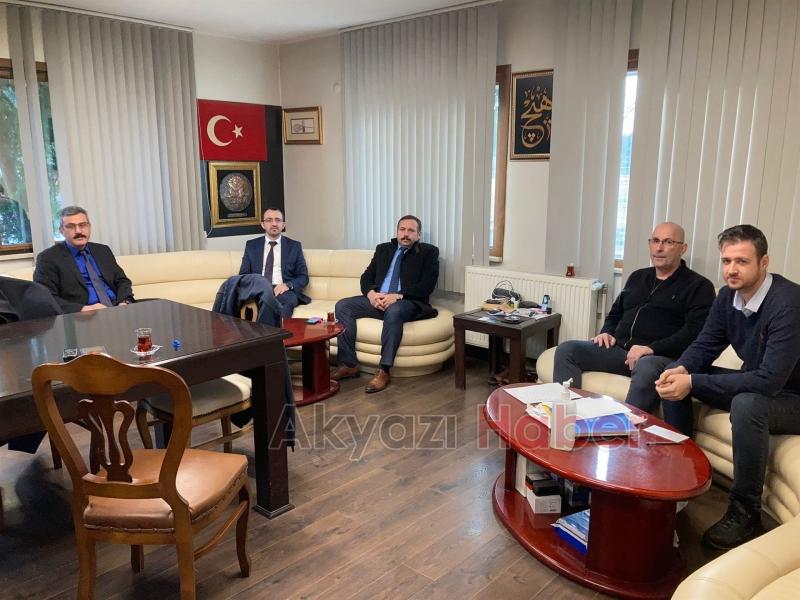 Ticaret ve Gümrük Müdürleri, Akyazı'da fabrikaları ziyaret etti