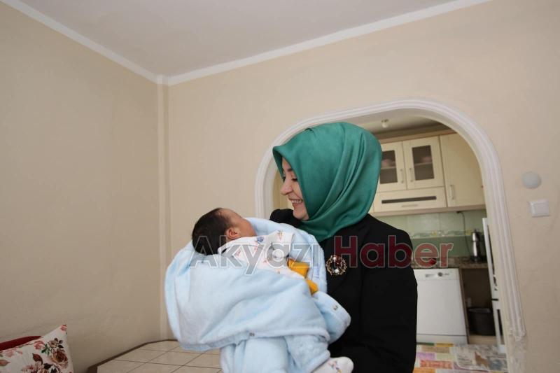 AK Parti'den Akyazı'ya çıkartma