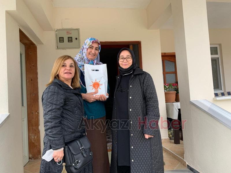 AK Parti'den Akyazı'ya çıkartma