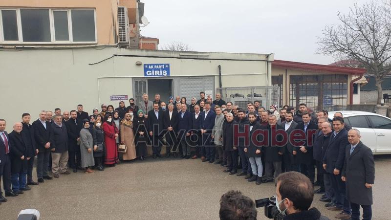 AK Parti'den Akyazı'ya çıkartma