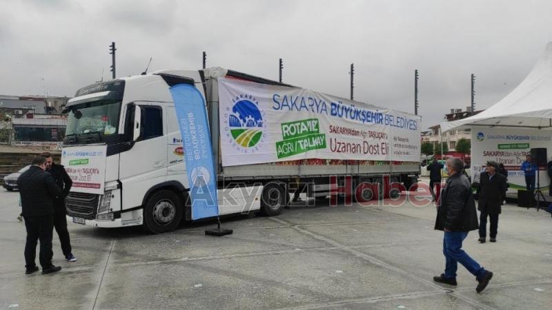 700 koli yardım malzemesi dualarla uğurlandı