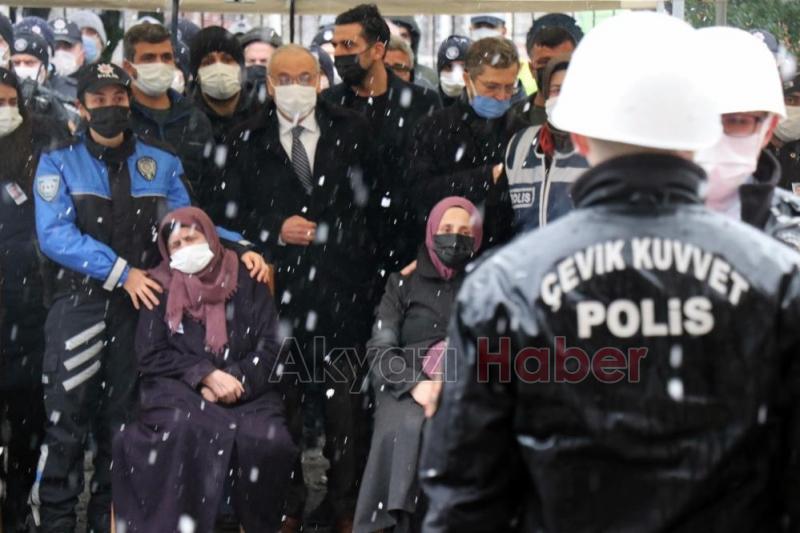Kalbine yenik düşen genç polis için tören düzenlendi