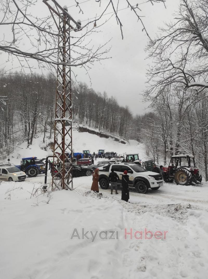 Kar keyfi için Güzlek'e akın ettiler