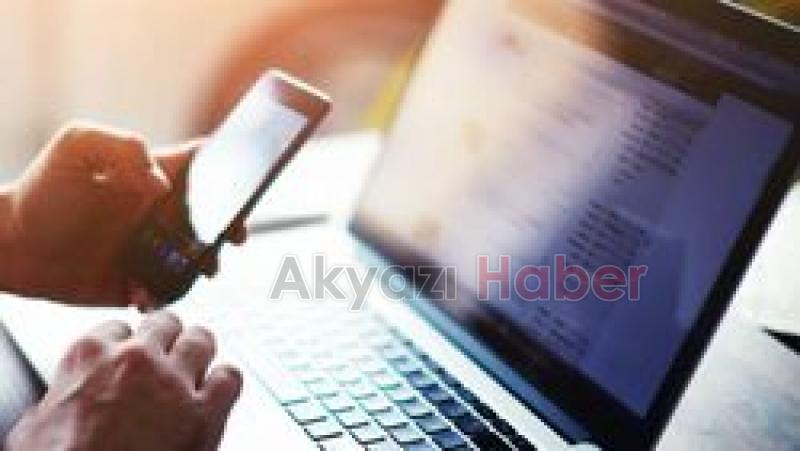 Türkiye'de günün 8 saati internette geçiyor