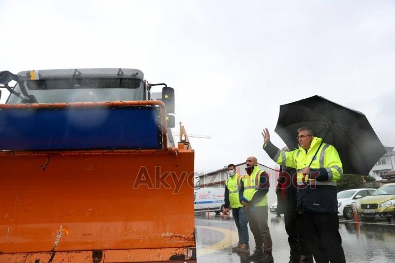 AKOM’da kar toplantısı