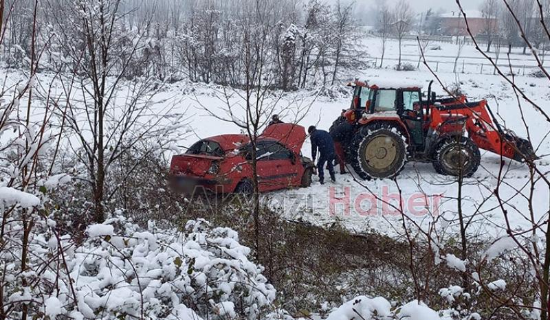 Karda kayıp şarampole uçtu