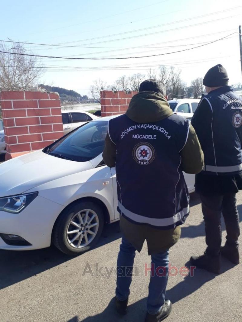 Sakarya'da 29 kaçak göçmen yakalandı